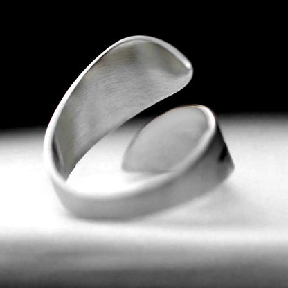 Robin Spiral Ring